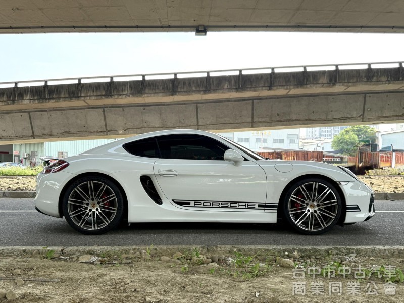2015 Porsche Cayman GTS