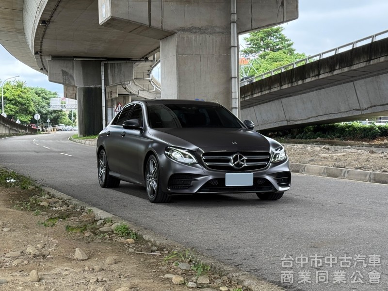 2019 M-Benz E-Class Sedan E300運動版