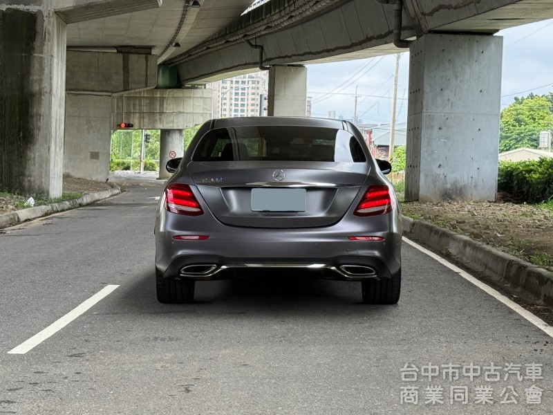 2019 M-Benz E-Class Sedan E300運動版