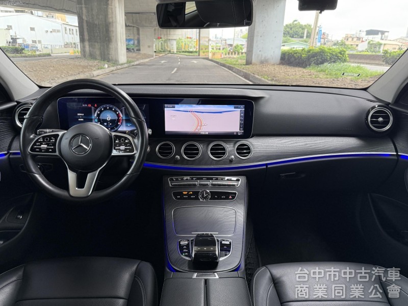 2019 M-Benz E-Class Sedan E300運動版