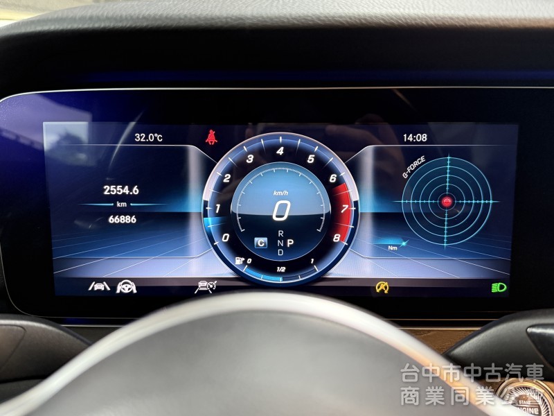 2019 M-Benz E-Class Sedan E300運動版