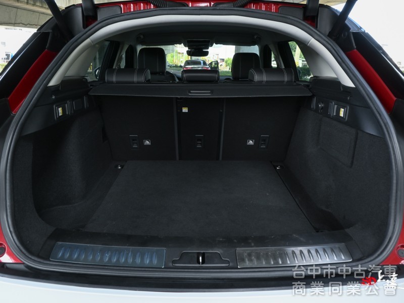 2018 Land Rover Range Rover Velar S P250 紅色