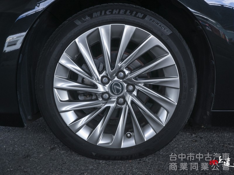 2020 Lexus ES 300h旗艦版