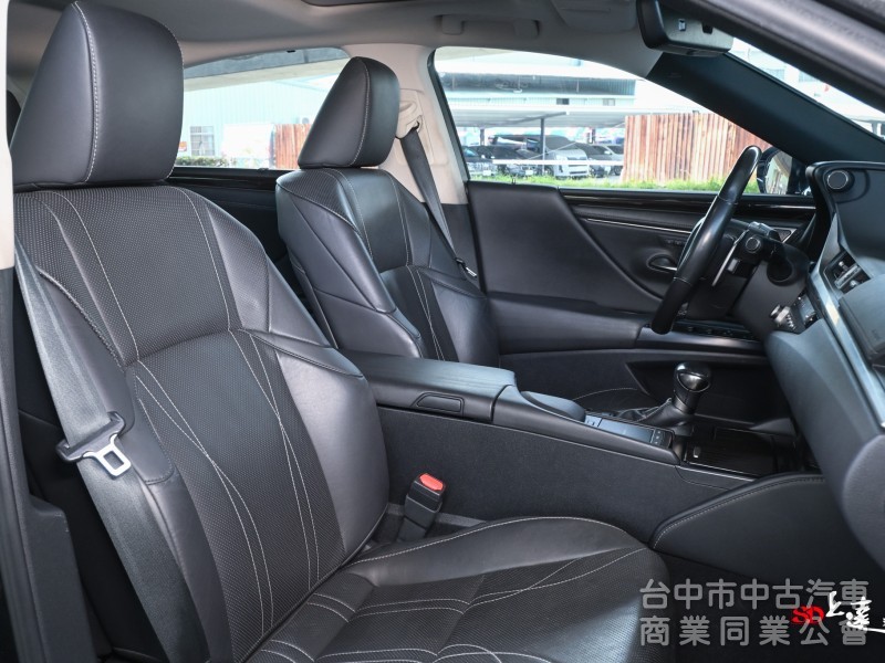 2020 Lexus ES 300h旗艦版
