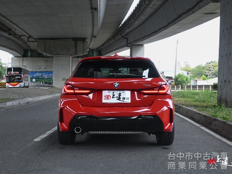 2022 BMW 1-Series 118i Edition ColorVision