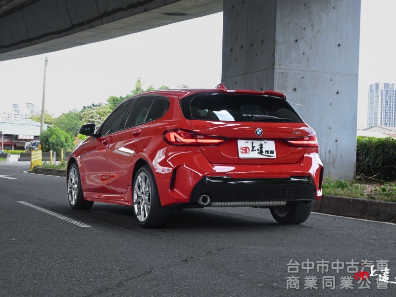 2022 BMW 1-Series 118i Edition ColorVision