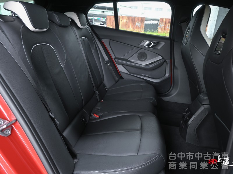 2022 BMW 1-Series 118i Edition ColorVision