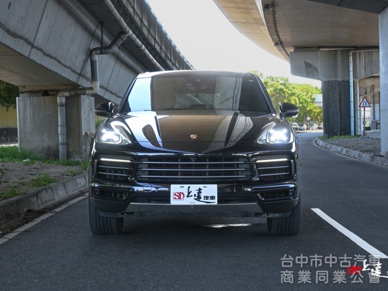 2018 Porsche Cayenne V6