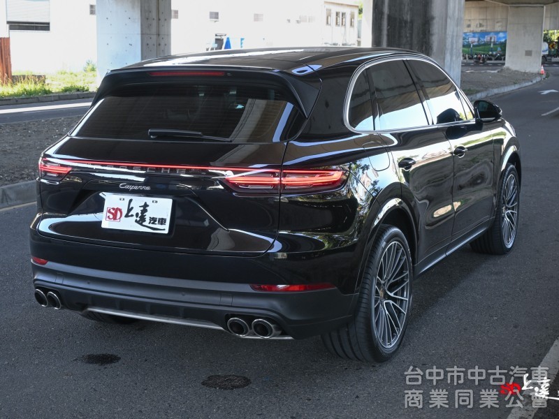 2018 Porsche Cayenne V6