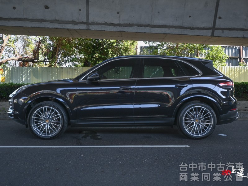 2018 Porsche Cayenne V6