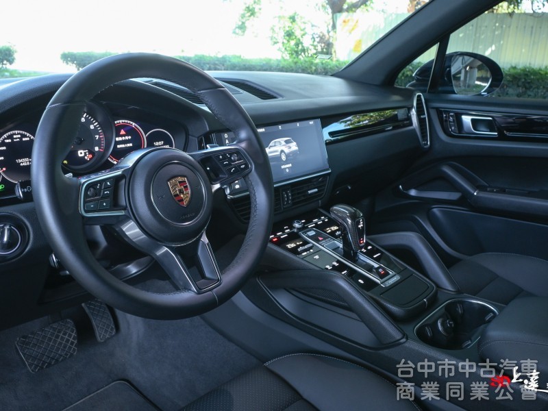 2018 Porsche Cayenne V6