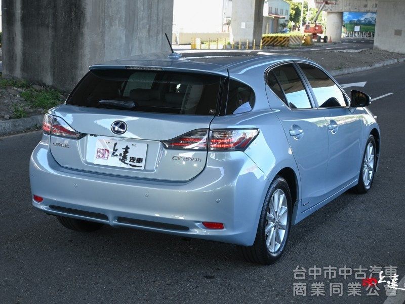 2011 Lexus CT 200h 豪華版
