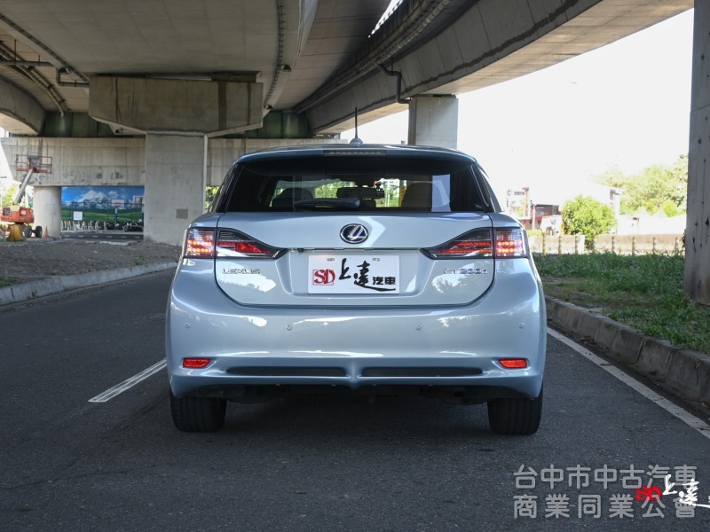 2011 Lexus CT 200h 豪華版