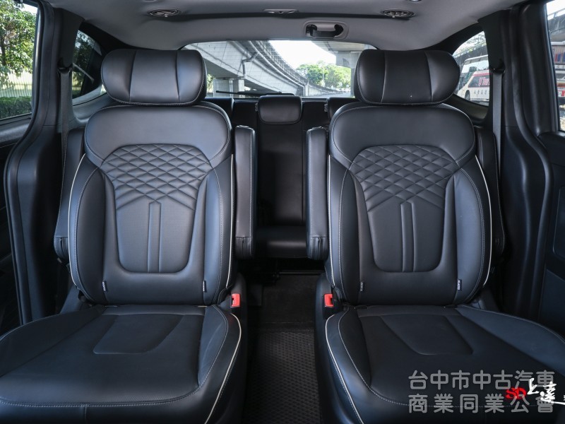 2023 Hyundai Custin GLT-B VIP 