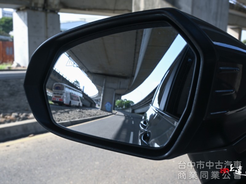 2023 Hyundai Custin GLT-B VIP 