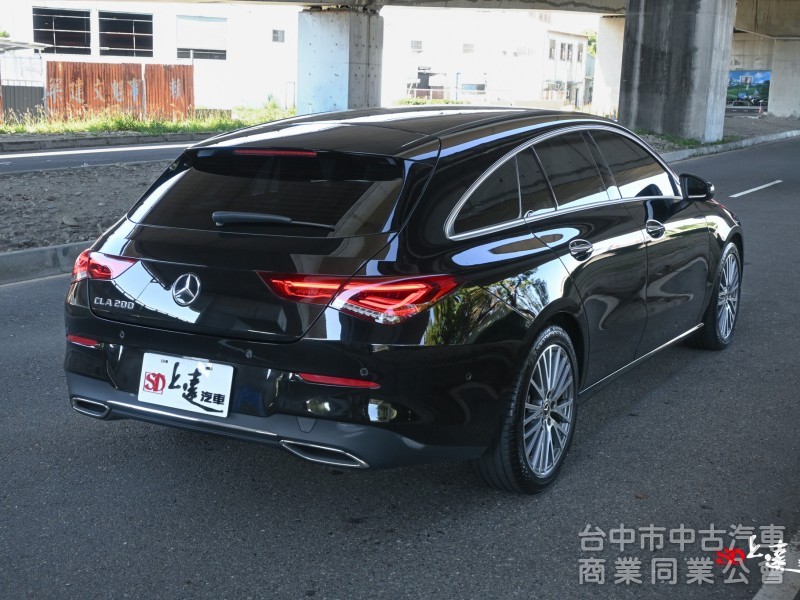 2021 M-Benz CLA Shooting Brake CLA200