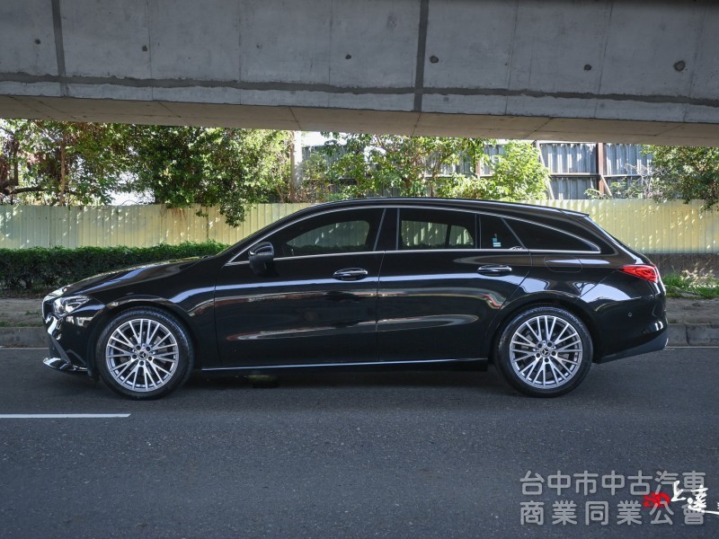 2021 M-Benz CLA Shooting Brake CLA200