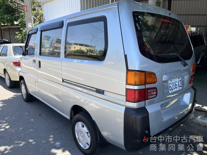 2009年 菱利 1.2 廂型車 內外漂亮 原廠保養