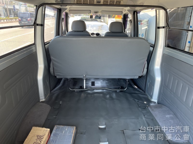 2009年 菱利 1.2 廂型車 內外漂亮 原廠保養