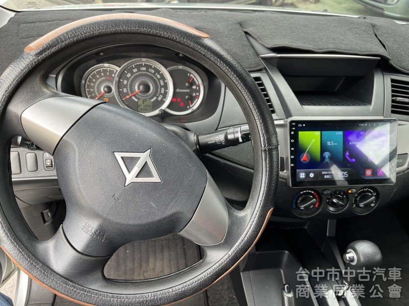 2018年 ZINGER 2.4 好開耐操空間大 可變客貨車