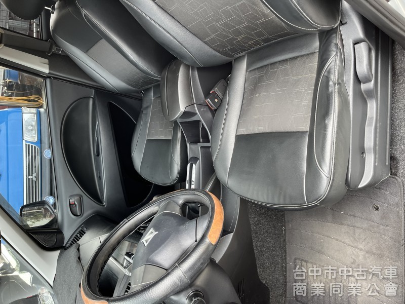 2018年 ZINGER 2.4 好開耐操空間大 可變客貨車