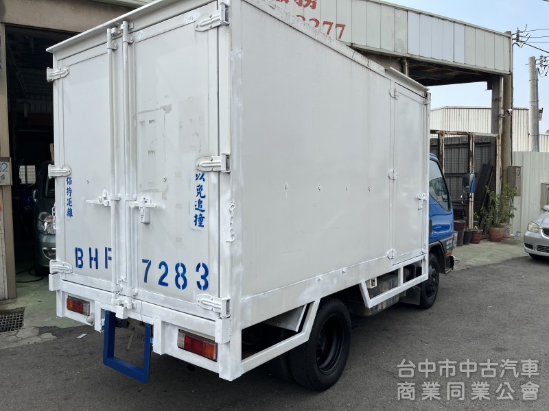2003年 堅達三噸半 六輪  含車廂！