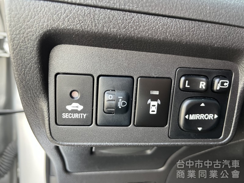 2012年 Altis 1.8 10.5代 原廠保養 配備齊全