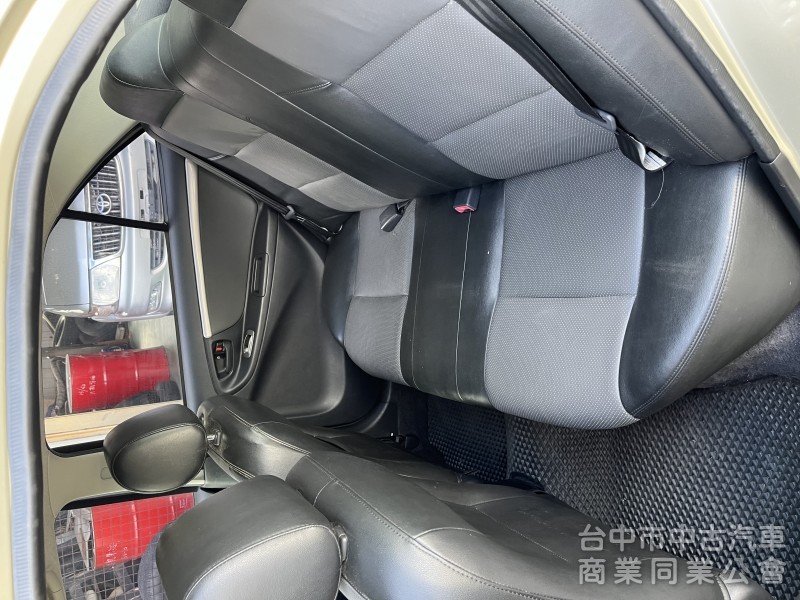 2011年 Vios 1.5 便宜代步車 電子後視鏡 倒車攝影