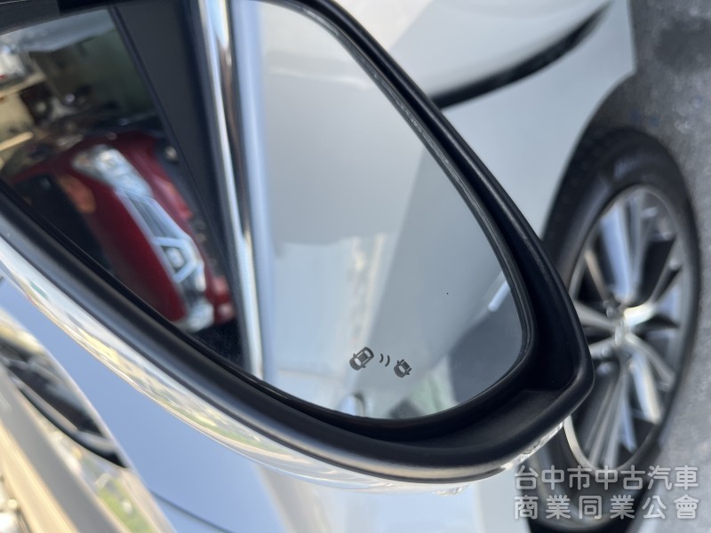 2018年 Altis 配備很滿 盲點偵測 360環景 原鈑件