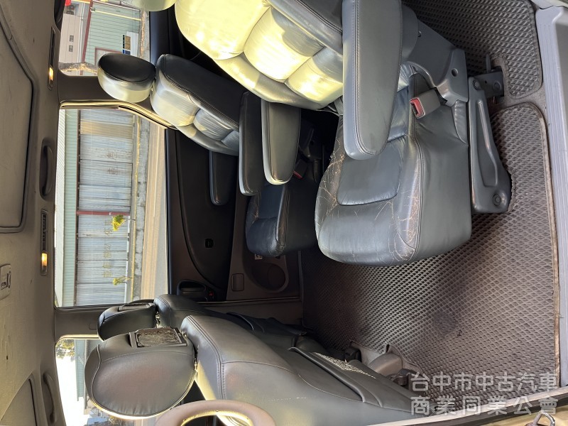 2002年 Previa 2.4 六人座 便宜賣！