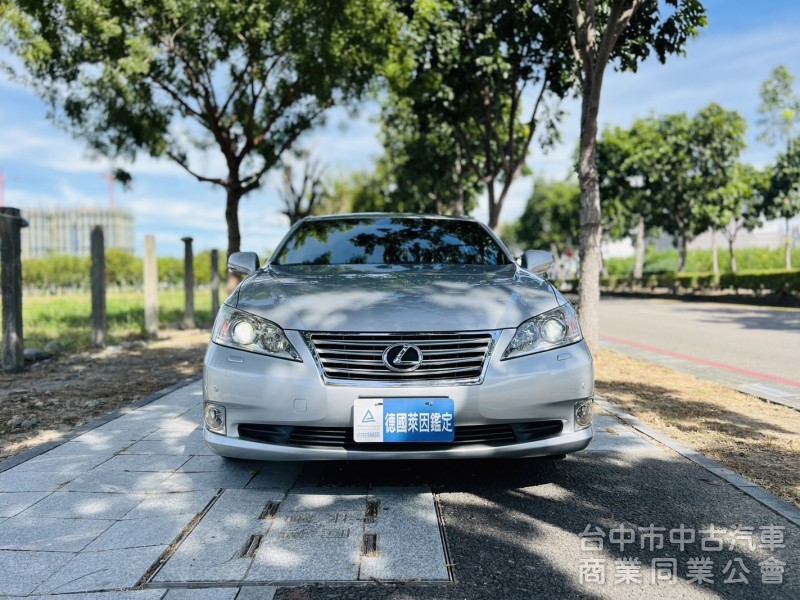 2011年出廠 LEXUS ES240 2.4 Navi版