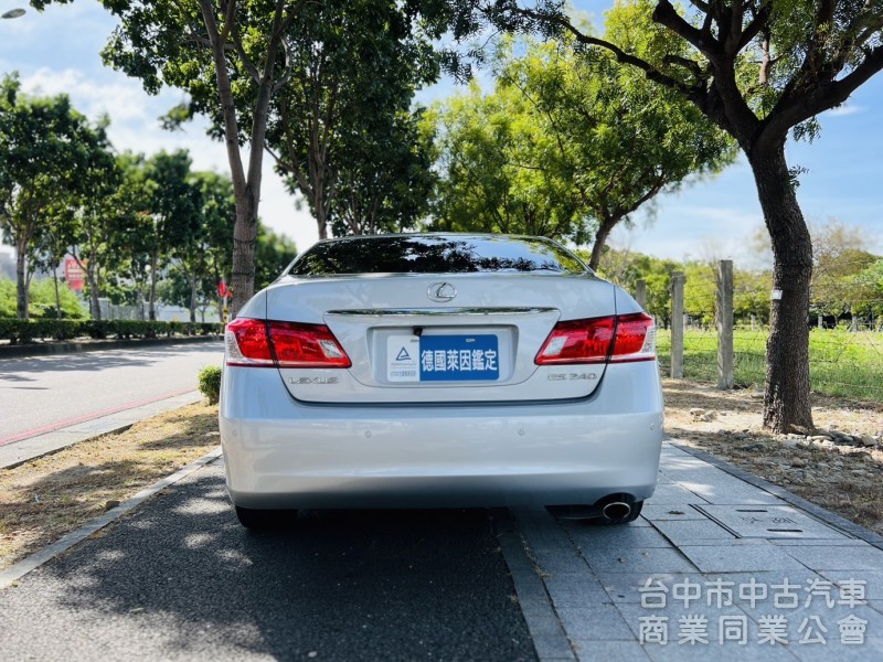 2011年出廠 LEXUS ES240 2.4 Navi版