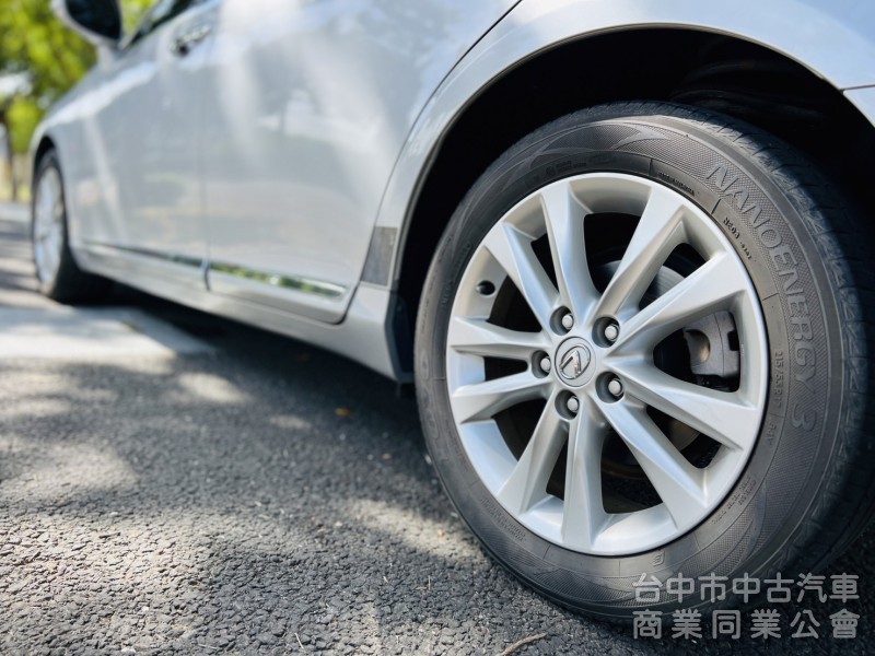 2011年出廠 LEXUS ES240 2.4 Navi版