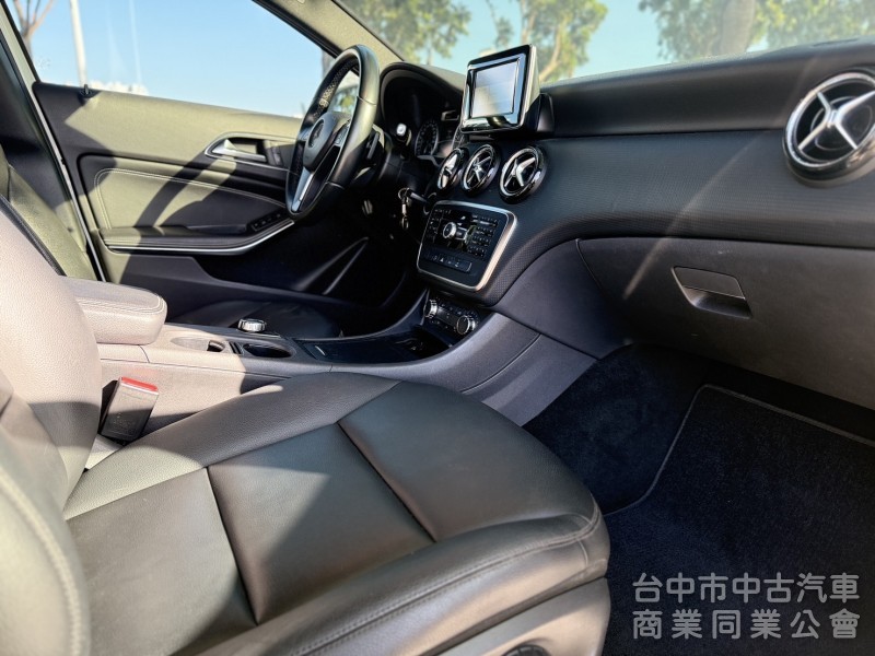 2013年 M-Benz A180 1.6T汽油渦輪