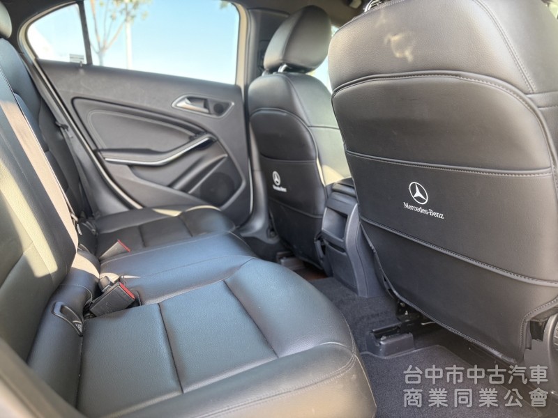 2013年 M-Benz A180 1.6T汽油渦輪