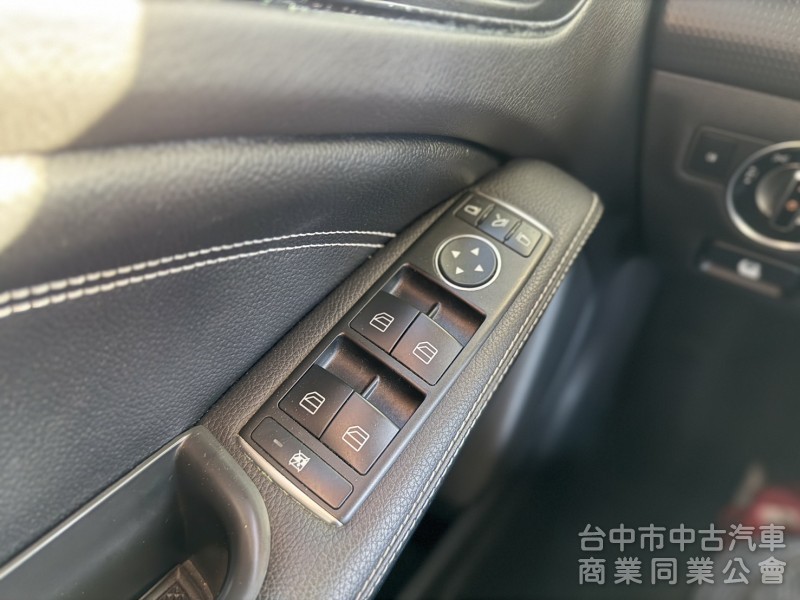 2013年 M-Benz A180 1.6T汽油渦輪