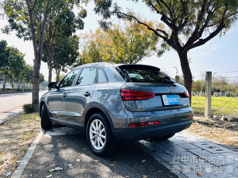 2014年式（2013年底出廠） AUDI Q3 2.0Tfsi Quattro智慧4驅