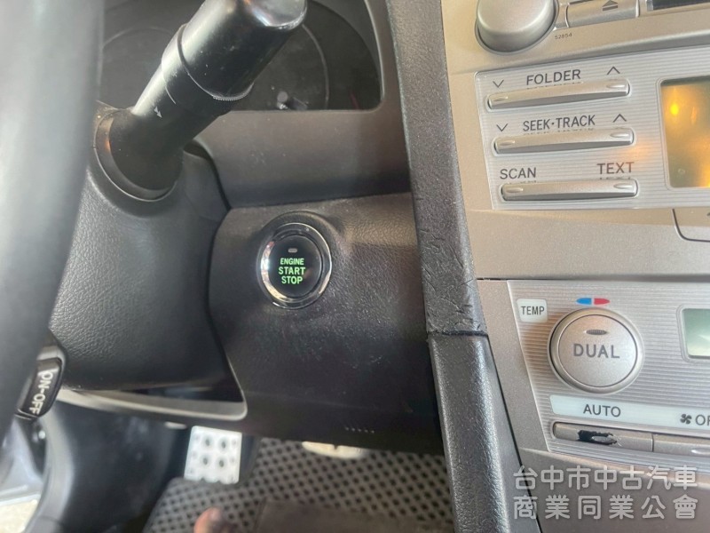 2009 CAMRY 2.4原版 認證 里程12.9萬 按摩椅 雷達 免鑰匙 