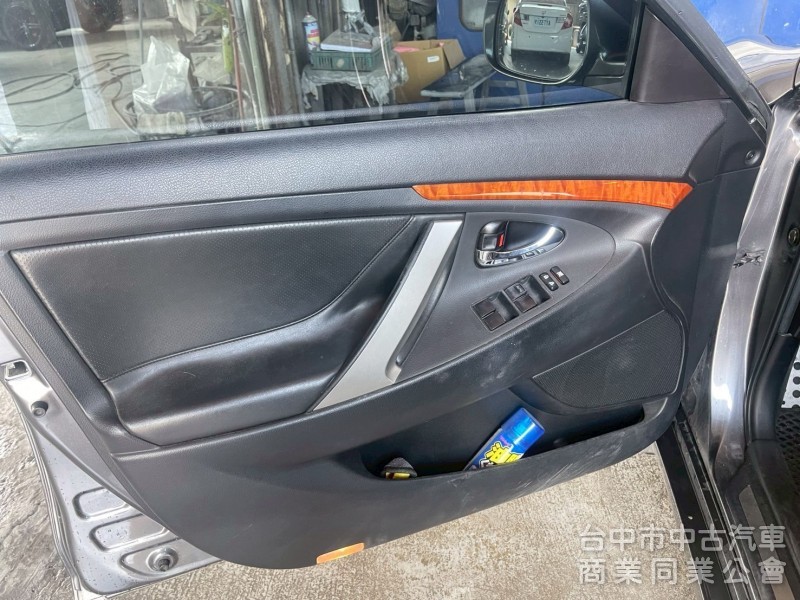 2009 CAMRY 2.4原版 認證 里程12.9萬 按摩椅 雷達 免鑰匙 