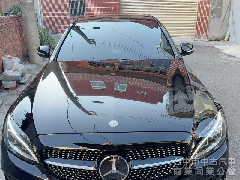 2015 C300 原版 認證 AMG 氣氛燈 柏林之音 安卓機 全景天窗 里程 10.9萬