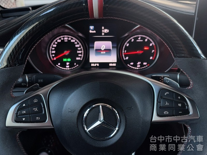 2015 C300 原版 認證 AMG 氣氛燈 柏林之音 安卓機 全景天窗 里程 10.9萬