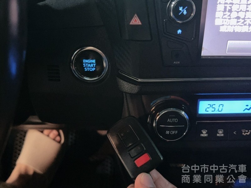 2015 ALTIS X版 免鑰匙 導航 倒車顯影 認證車 里程16萬