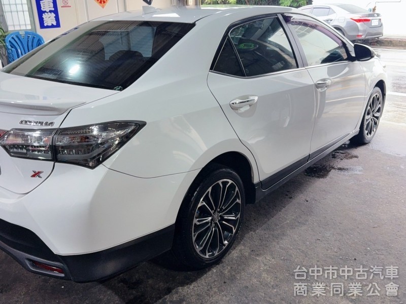 2015 ALTIS X版 免鑰匙 導航 倒車顯影 認證車 里程16萬
