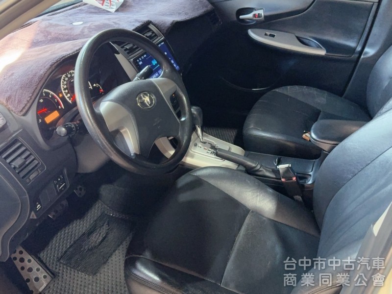 2010 ALTIS 1.8 里程21萬 原版 認證車 HID 新安卓機 倒車顯影 新後避震器 