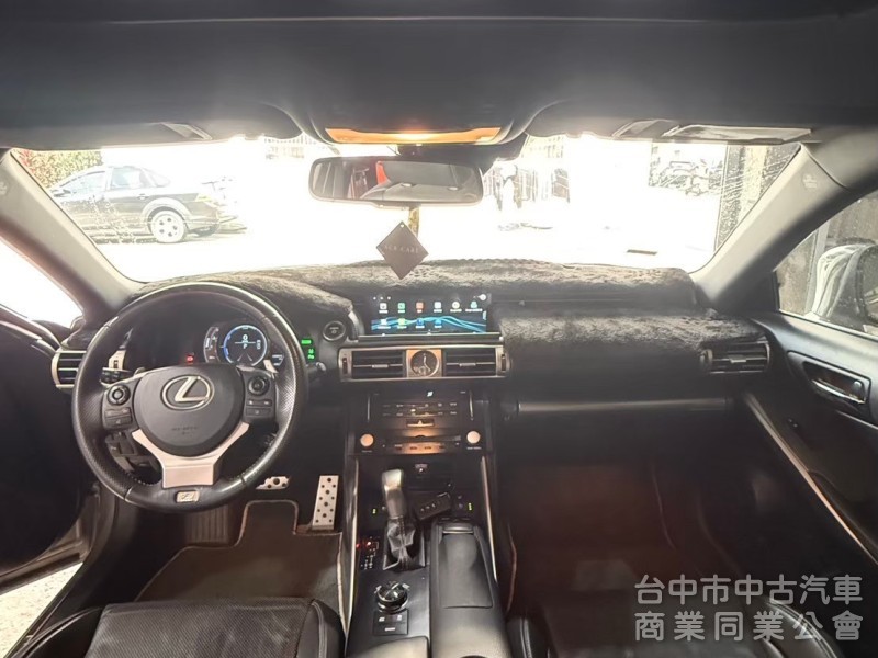 2013 頂級 IS300h F-Sport NAVI 大電池已更換 安卓機原版認證