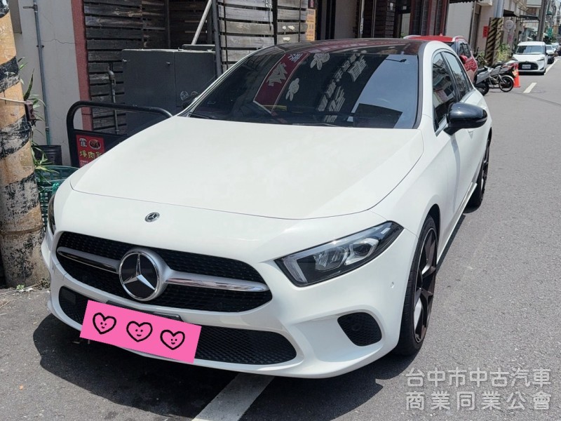 2018 BENZ A200 原版 認證  里程 8.5萬