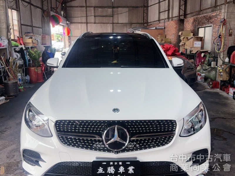 2017 原版 認證 AMG 氣氛燈  全景天窗 里程 9.2萬 總代理 360環景 電尾門 