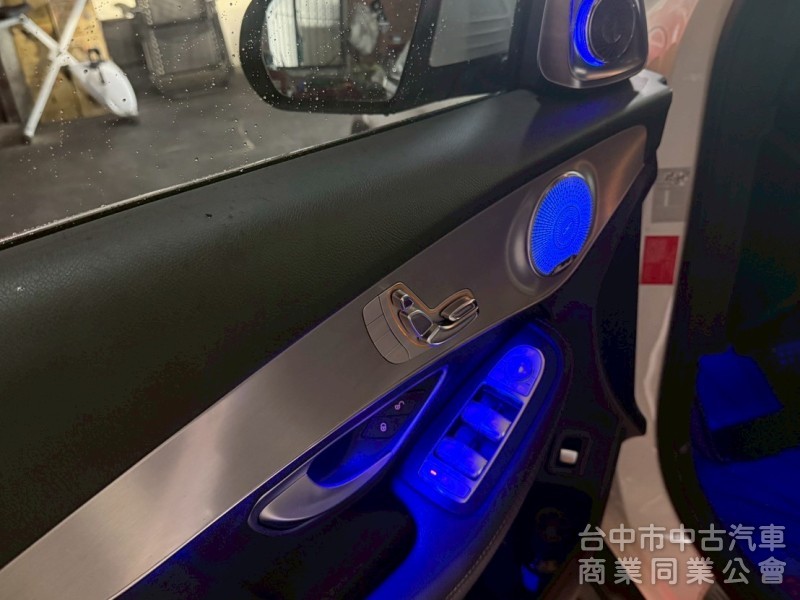 2017 原版 認證 AMG 氣氛燈  全景天窗 里程 9.2萬 總代理 360環景 電尾門 