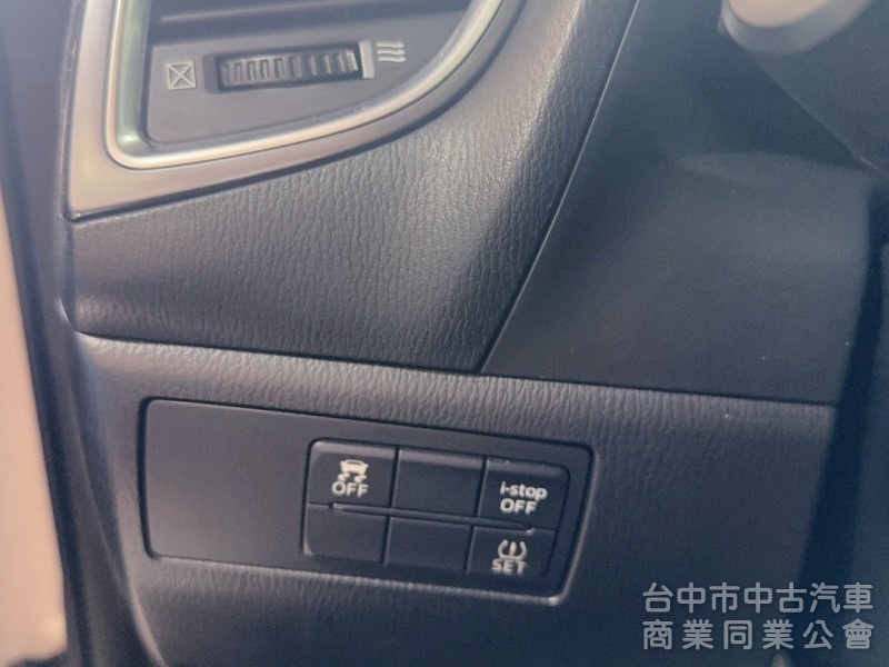 2016 MAZDA3 HUD 原版認證 盲點 LED頭燈 導航 免鑰匙