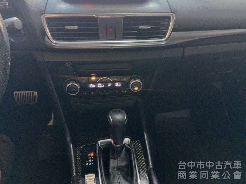 2016 MAZDA3 HUD 原版認證 盲點 LED頭燈 導航 免鑰匙